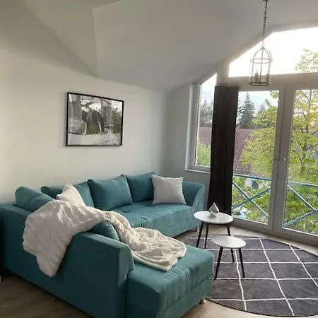 Spacious Near Helios Berlin-buch Kolonie Rontgental